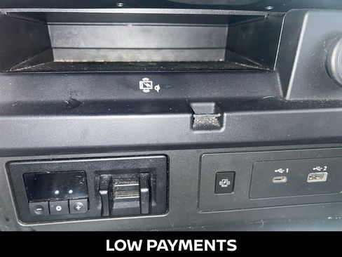 Used 2021 Nissan Armada SL w/ Captain's Chairs Package image 17