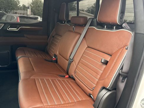 Used 2023 GMC Sierra 1500 Denali Ultimate AWD/4WD image 24
