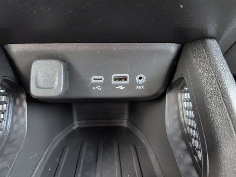Used 2022 Chevrolet TrailBlazer RS AWD/4WD image 22