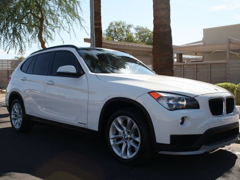 Used 2015 BMW X1 xDrive28i AWD/4WD image 2