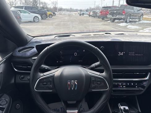 Used 2024 Buick Envista Avenir FWD image 37