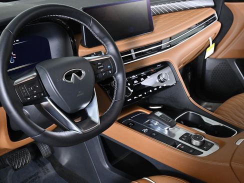 Certified 2026 INFINITI QX60 Autograph w/ Dark Cargo Package image 10