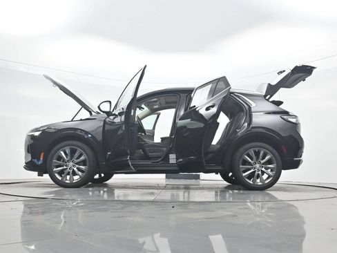Used 2022 Buick Envision Avenir w/ Technology Package II FWD image 45