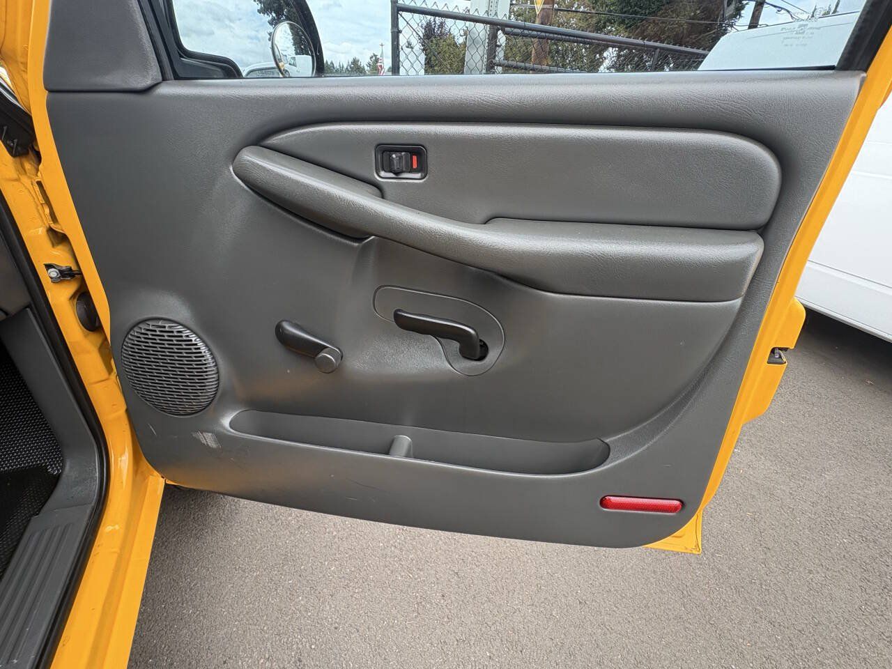 Used 2003 GMC Sierra 2500 W/T RWD image 14