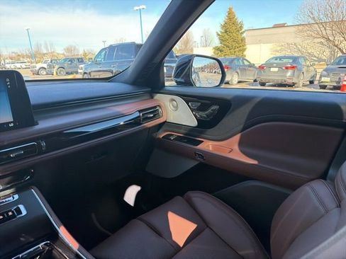 New 2026 Lincoln Aviator Reserve w/ Luxury Package image 19
