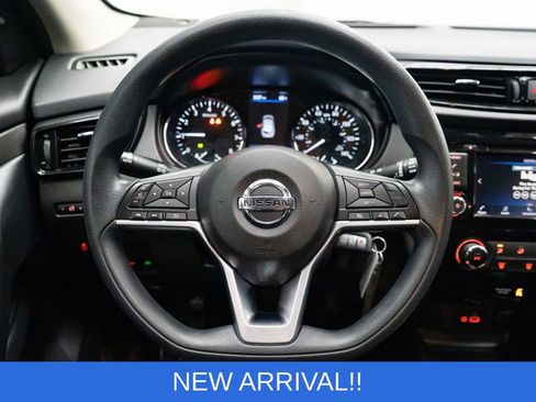 Used 2021 Nissan Rogue Sport S image 14
