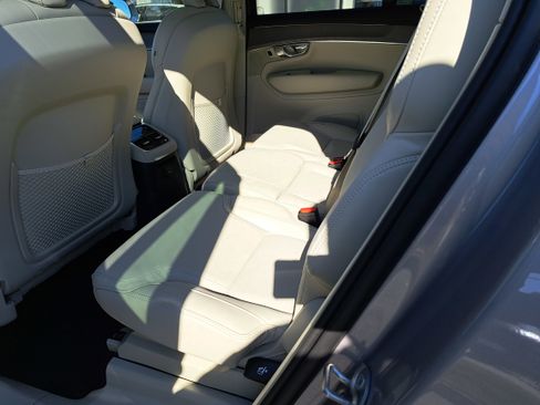 New 2026 Volvo XC90 T8 Ultra w/ Protection Package Premier image 7