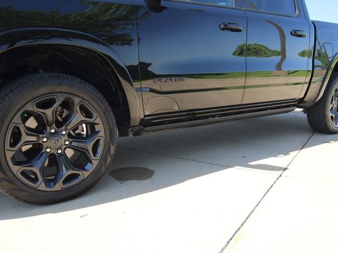 Used 2023 RAM 1500 Limited w/ Night Edition AWD/4WD image 11