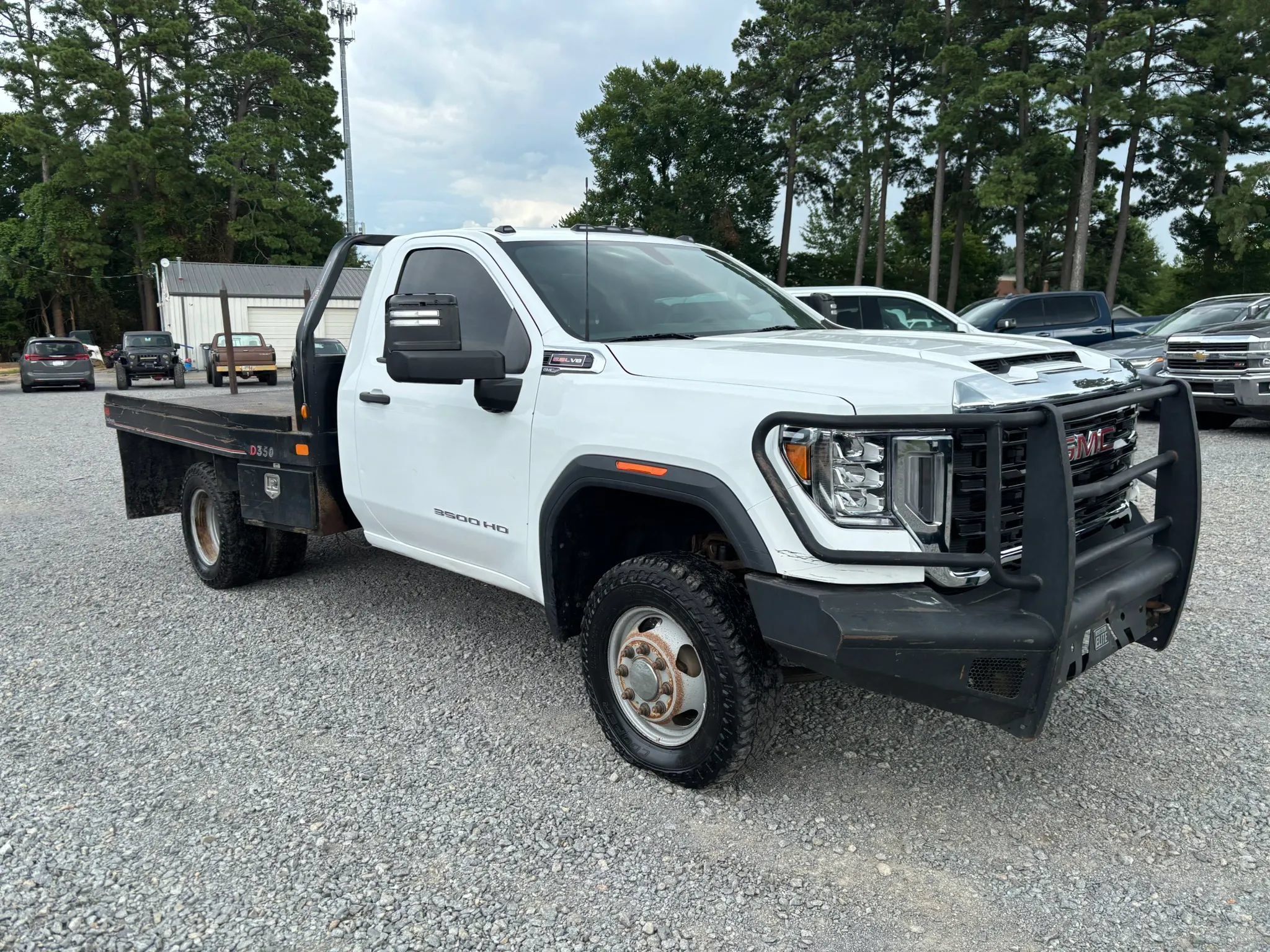 Used 2020 GMC Sierra 3500 4x4 Regular Cab w/ Convenience Package image 6