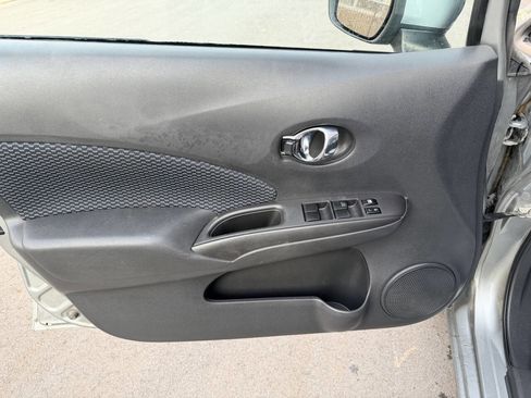 Used 2015 Nissan Versa Note SV image 11