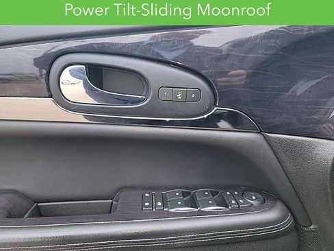 Used 2017 Buick Enclave Premium w/ Experience Buick Package AWD/4WD image 26