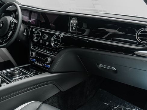 Used 2026 Rolls-Royce Ghost AWD/4WD image 14