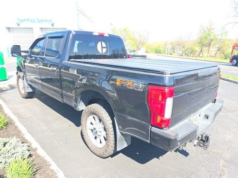 Used 2019 Ford F250 Platinum w/ Platinum Ultimate Package AWD/4WD image 5