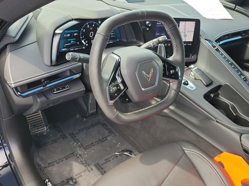 Used 2023 Chevrolet Corvette Stingray Preferred Cpe w/ Z51 Performance Package RWD image 15