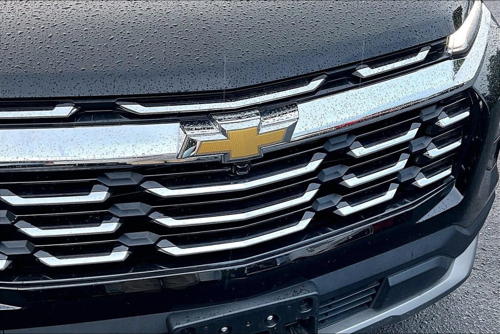 Used 2025 Chevrolet Equinox LT FWD image 31