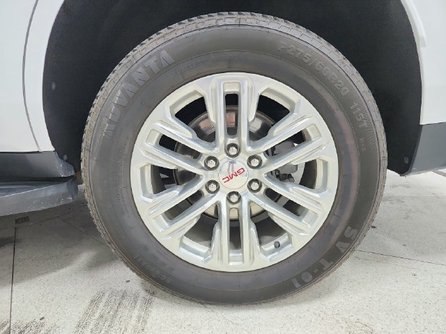 Used 2024 GMC Yukon SLT RWD image 20