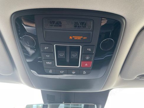 New 2027 Kia Carnival SX Prestige FWD image 21