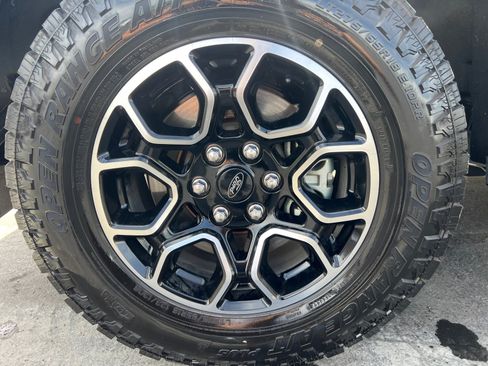 Certified 2018 Ford F150 Lariat w/ Equipment Group 501A Mid AWD/4WD image 32