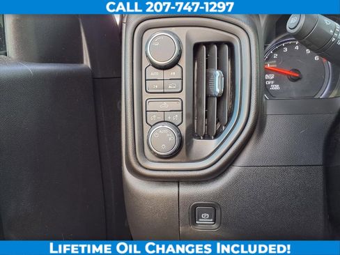 Used 2022 Chevrolet Silverado 1500 Custom image 12