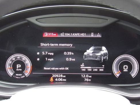 Used 2023 Audi Q7 2.0T Premium Plus w/ Premium Plus Package AWD/4WD image 25