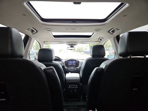 Used 2021 Chevrolet Traverse RS image 26