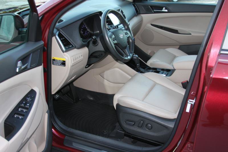 Used 2016 Hyundai Tucson Limited w/ Option Group 03 AWD/4WD image 30