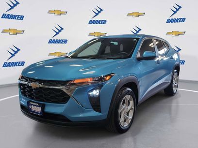 Used 2025 Chevrolet Trax LS w/ LS Convenience Package