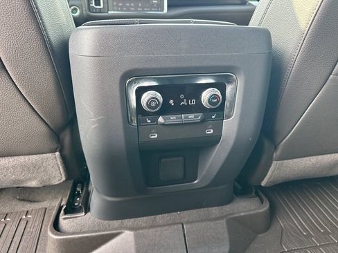 Used 2024 GMC Yukon Denali w/ Max Trailering Package AWD/4WD image 23