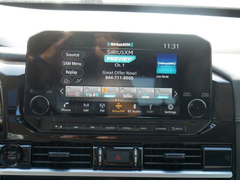 New 2025 Nissan Pathfinder Platinum image 8