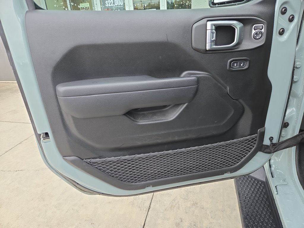 Used 2023 Jeep Wrangler Sport AWD/4WD image 12