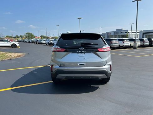 Certified 2024 Ford Edge SEL w/ Convenience Package AWD/4WD image 8