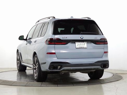 Used 2026 BMW X7 xDrive40i w/ M Sport Package image 7