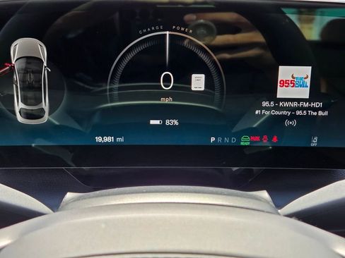 Used 2024 Lucid Air Touring AWD/4WD image 31