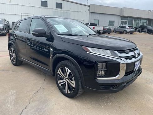 Used 2025 Mitsubishi Outlander Sport SE image 5