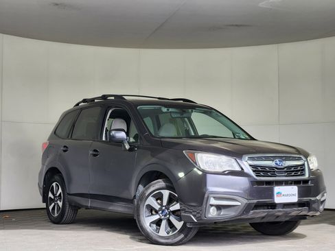 Used 2017 Subaru Forester 2.5i Premium image 1