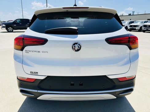 Used 2021 Buick Encore GX Select w/ Advanced Technology Package AWD/4WD image 40
