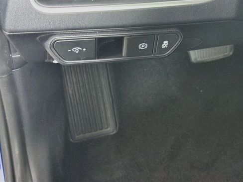 Used 2025 Kia K4 FWD image 16