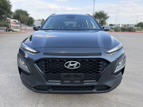 Used 2021 Hyundai Kona SEL FWD image 2