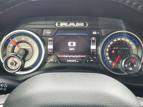Used 2022 RAM 1500 Laramie w/ Sport Appearance Package AWD/4WD image 17