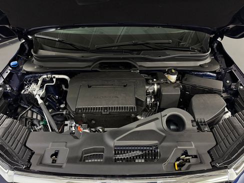 New 2025 Honda Pilot Touring image 26