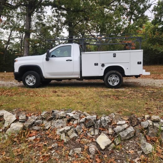 Used 2021 Chevrolet Silverado 2500 W/T RWD image 2