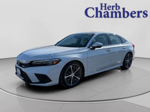 Used 2023 Honda Civic Touring image 10