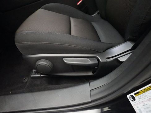 Used 2025 MAZDA MAZDA3 s image 28