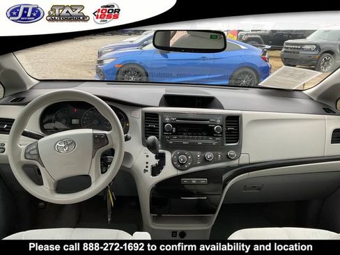 Used 2011 Toyota Sienna LE image 16
