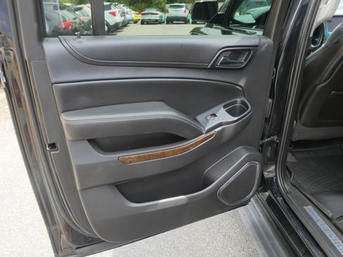 Used 2015 Chevrolet Suburban LT w/ Max Trailering Package image 29