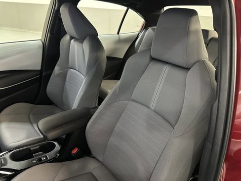 Used 2023 Toyota Corolla SE image 13