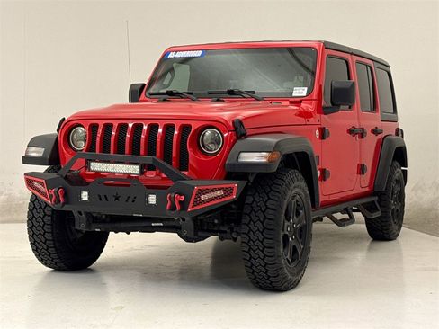 Used 2019 Jeep Wrangler Unlimited Sport S image 2