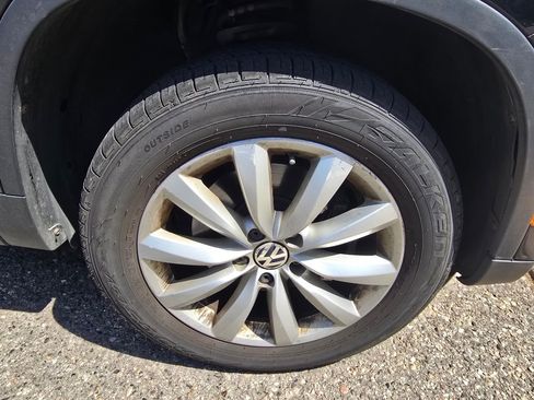 Used 2011 Volkswagen Tiguan SE AWD/4WD image 20