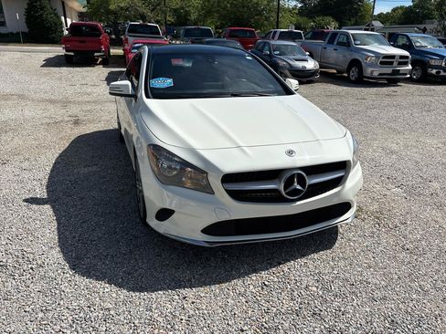 Used 2018 Mercedes-Benz CLA 250 4MATIC image 5