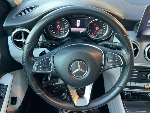 Certified 2020 Mercedes-Benz GLA 250 GLA 250 image 15